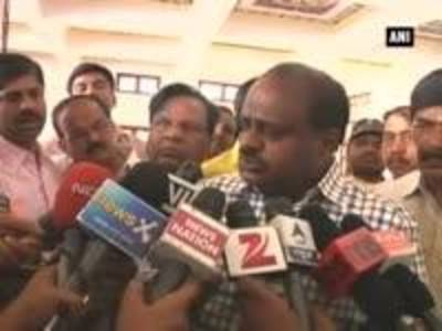 BJP Karnataka MPs protest in demand of CBI inquiry into D.K..